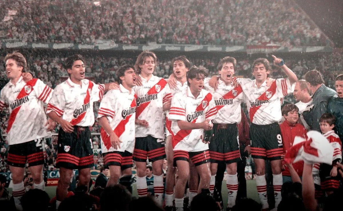 Se cumplen 23 años del último tricampeonato de River en el fútbol argentino.