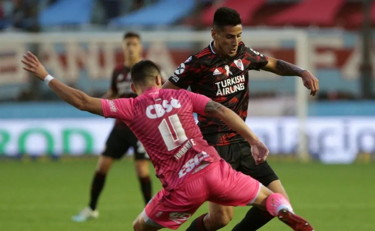 River domina el historial contra Arsenal.