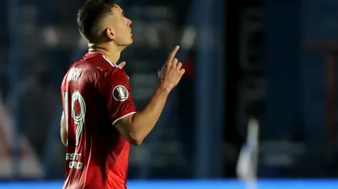 Rafael Santos Borré acumula 12 tantos en la Copa Libertadores vistiendo el Manto Sagrado, misma cantidad que Enzo Francescoli, Marcelo Gallardo y Hernán Crespo.