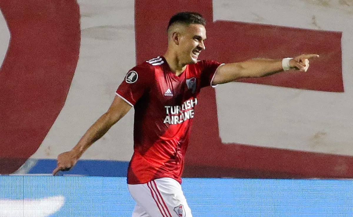 Rafael Santos Borré analizó el triunfo ante Nacional, habló de la importancia de volver al gol y le agradeció a sus compañeros por ayudarlo en este camino.