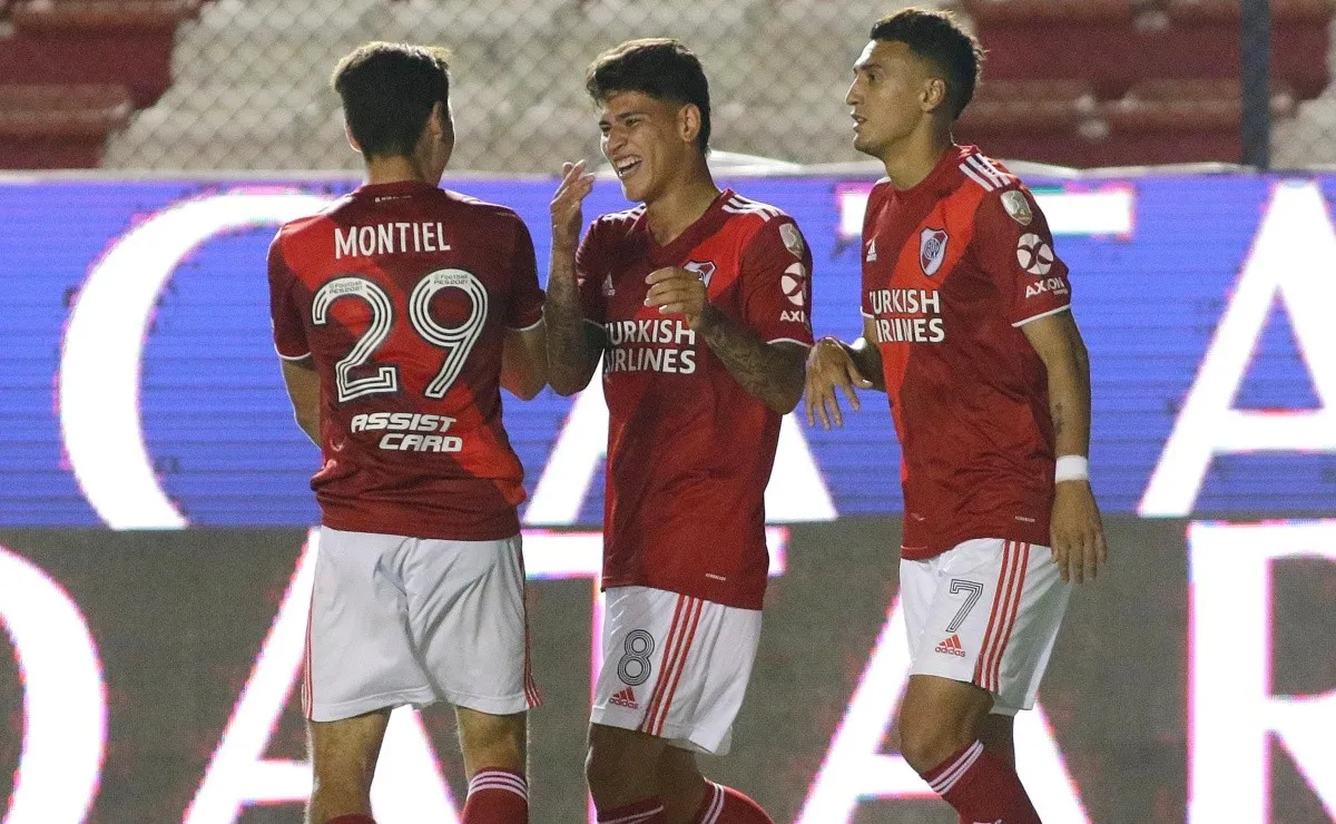 Marcelo Gallardo concentró a todos los jugadores disponibles para el partido contra Huracán por la segunda fecha de la Zona Campeonato de la Copa Diego Maradona.