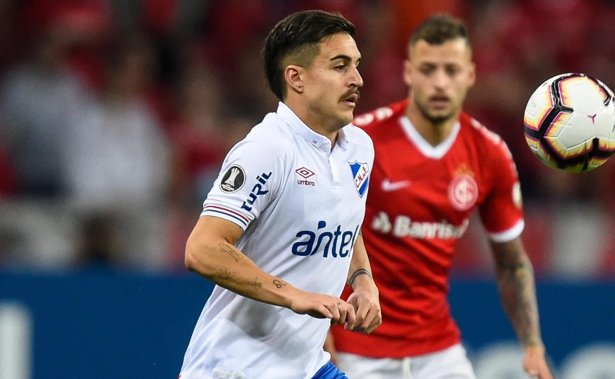 River estaría interesado en contratar a Gabriel Neves, el volante de Nacional de 23 años que es la figura del Bolso en el próximo mercado de pases.