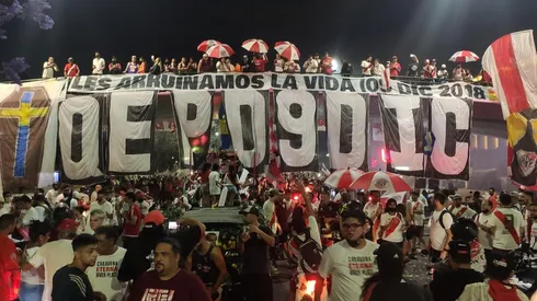 Los hinchas de River se acercaron masivamente al Obelisco para celebrar el segundo aniversario de la Copa Libertadores 2018.