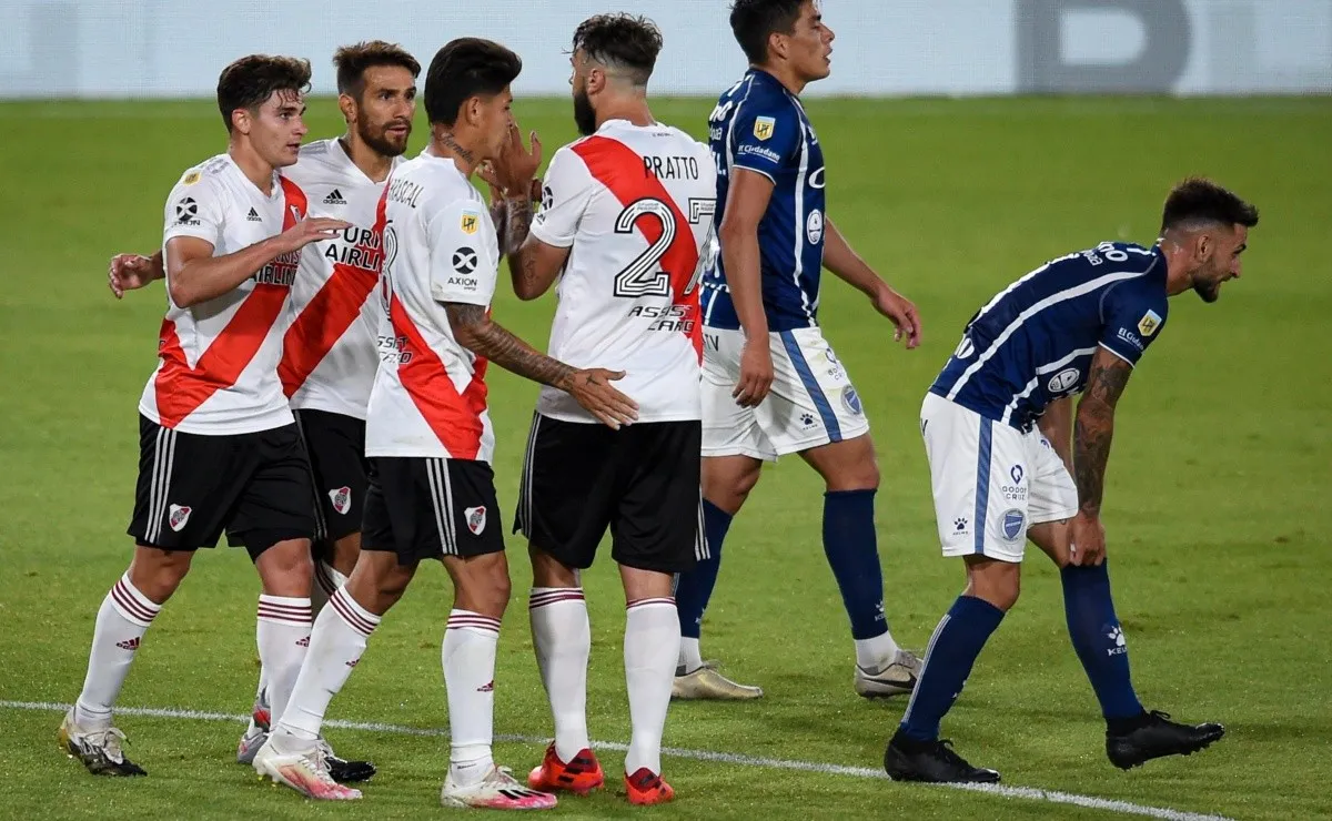 River sumó cinco victorias consecutivas luego de caer en la primera fecha ante Banfield.