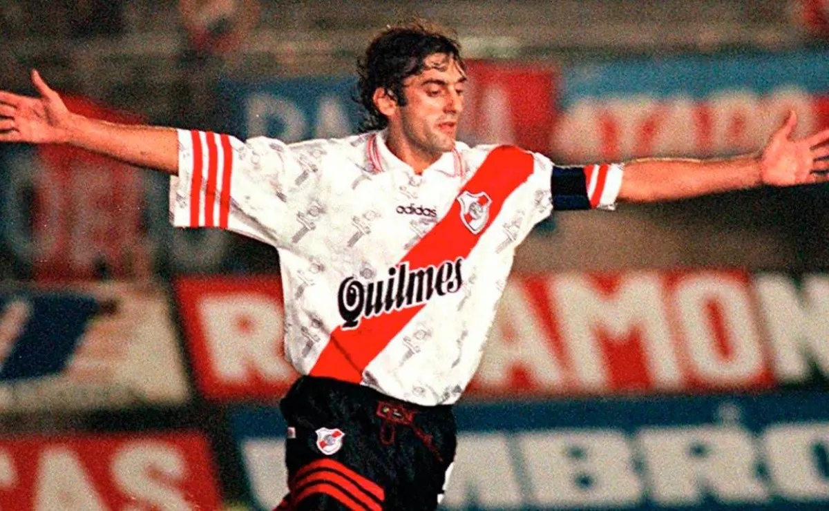 Los mejores tiros libres de Enzo Francescoli