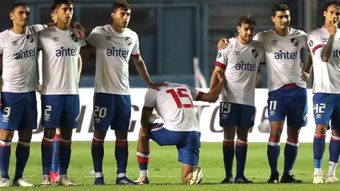 Nacional no enfrentó a Peñarol por la muerte del ex Presidente uruguayo Tabaré Vázquez y llegará descansado al duelo del próximo jueves ante River.