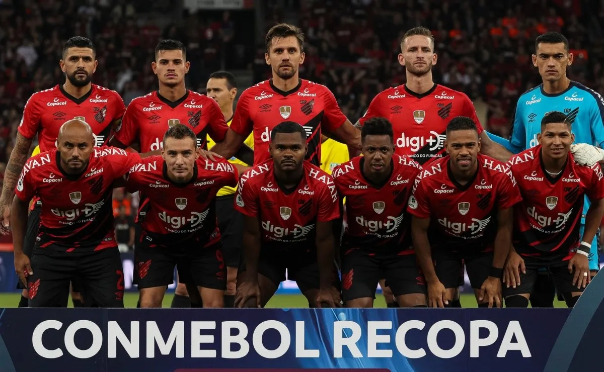 Atlético Paranaense pierde a seis de sus jugadores por encontrarse con Coronavirus, Autuori deberá ver cómo puede reemplazarlos.