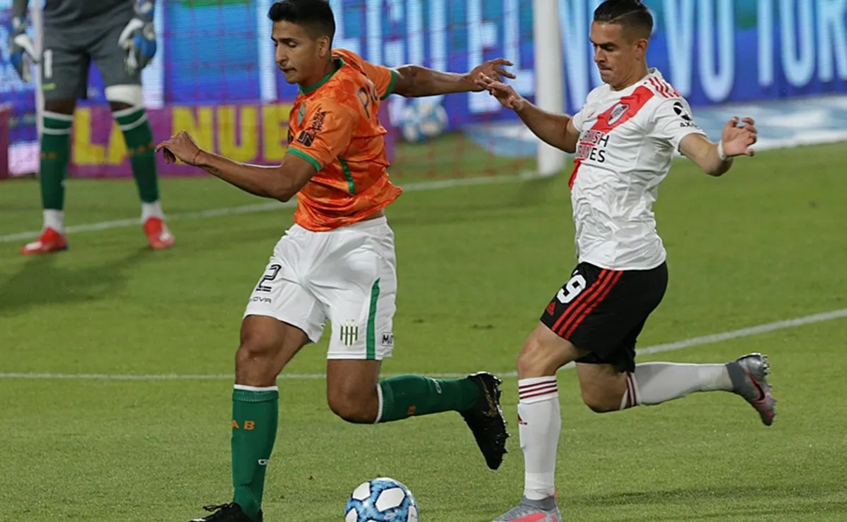 En la primera fecha, Banfield le ganó al equipo de Gallardo en la cancha de Independiente.