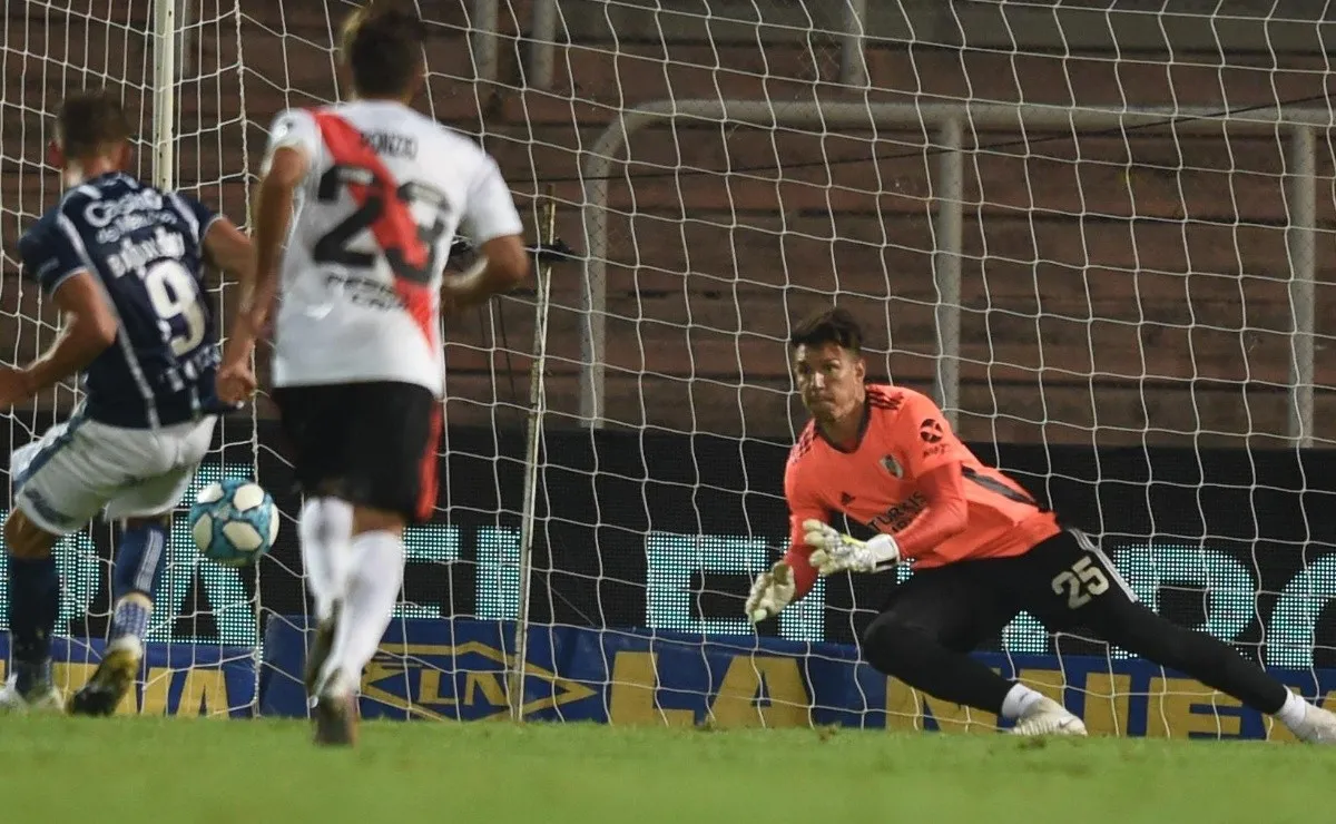 Bologna fue determinante para el triunfo de River en Mendoza.