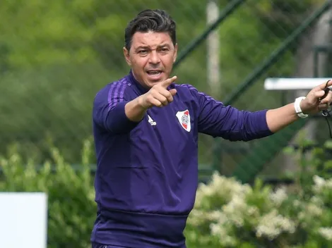 Gallardo sigue probando variantes en defensa