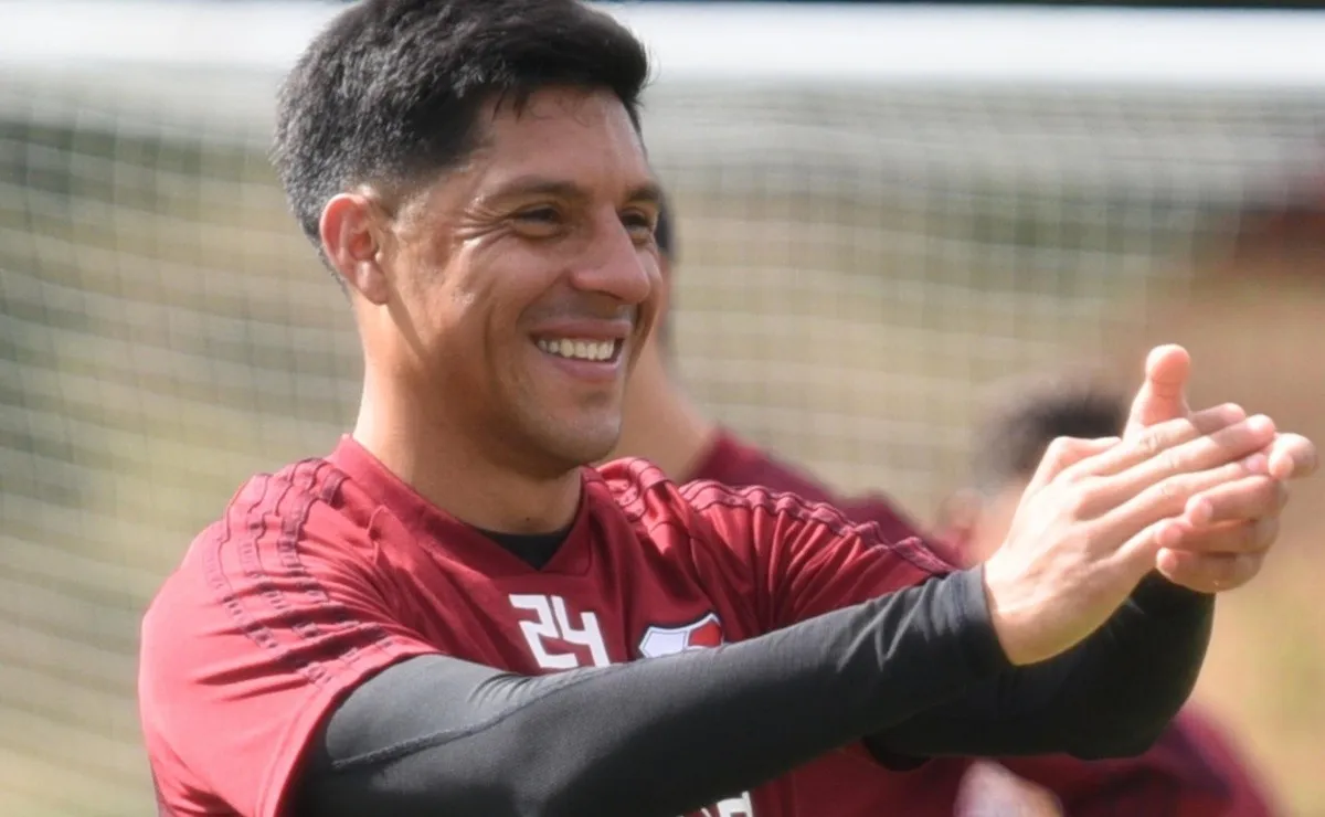 Marcelo Gallardo probó a Enzo Pérez en la defensa en el River Camp