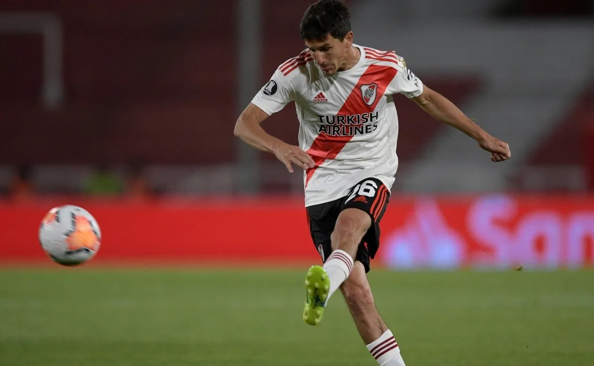 Nacho fue reemplazado por Santiago Sosa.