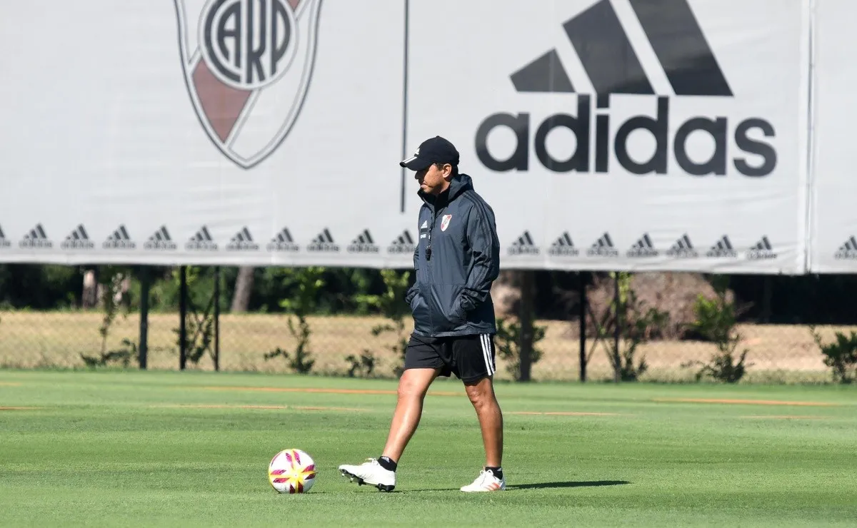 Una buena noticia para Gallardo: el técnico está conforme con el césped de la cancha principal.