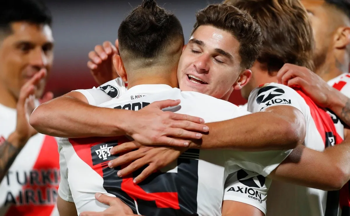 River reciba a Liga de Quito en el estadio de Independiente