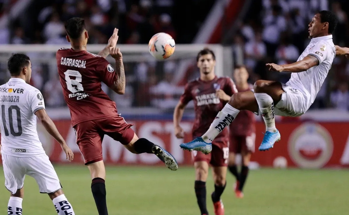 River recibirá a Liga de Quito por la Copa Libertadores de América en el estadio de Independiente