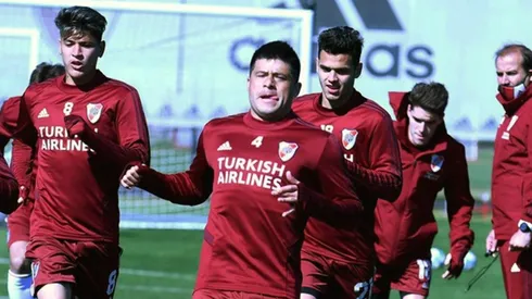 El lateral paraguayo se sumó al plantel después de su paso a préstamo por la MLS.