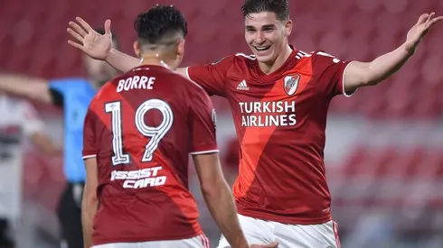 Julián Álvarez y Rafael Borré, dos de los máximos goleadores de River en la Libertadores