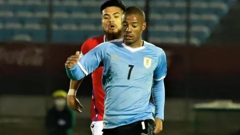 Díaz y De La Cruz tuvieron varias jugada mano a mano en el partido