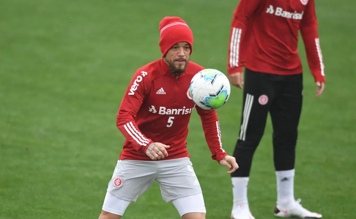 El Cabezón durante la práctica del club brasileño.