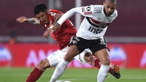 Enzo anuló totalmente a Dani Alves en sus intentos ofensivos.