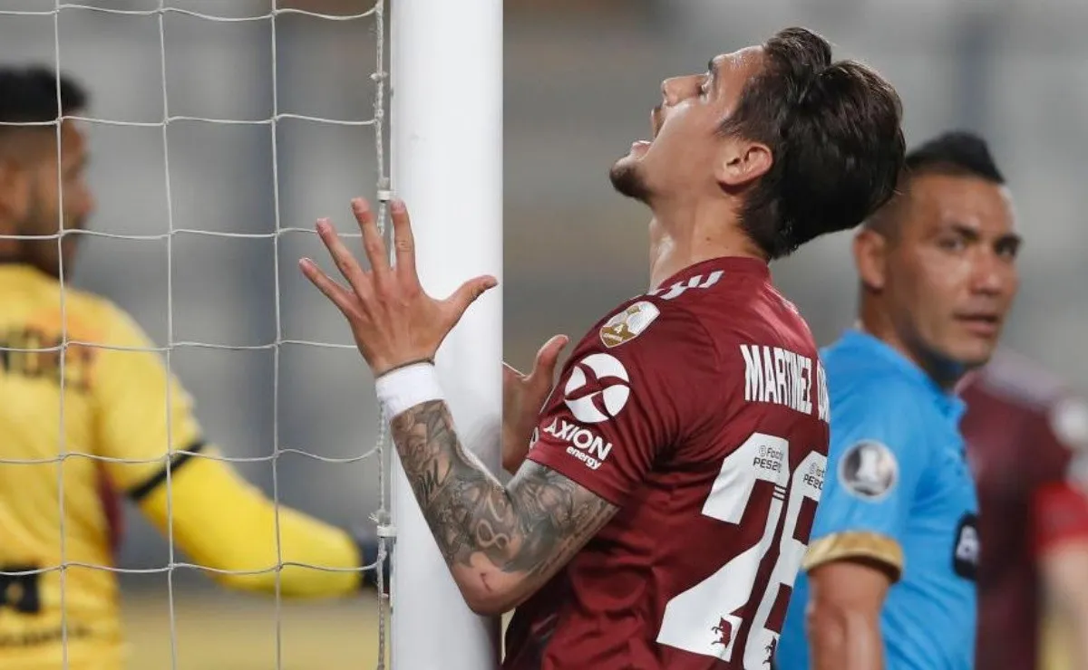 El defensor jugó dos buenos partidos en la Copa Libertadores 2020.