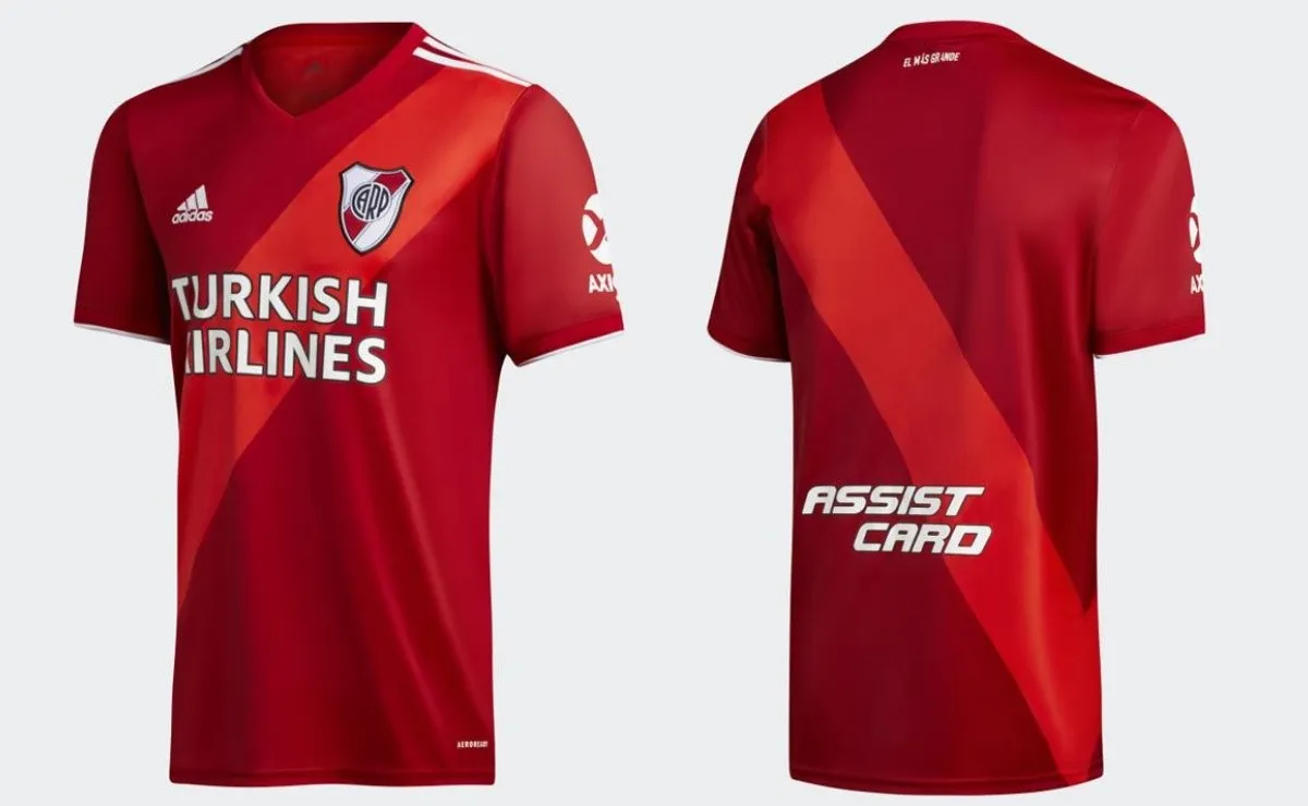 Nueva camiseta alternativa de River, con el rojo como color predominante
