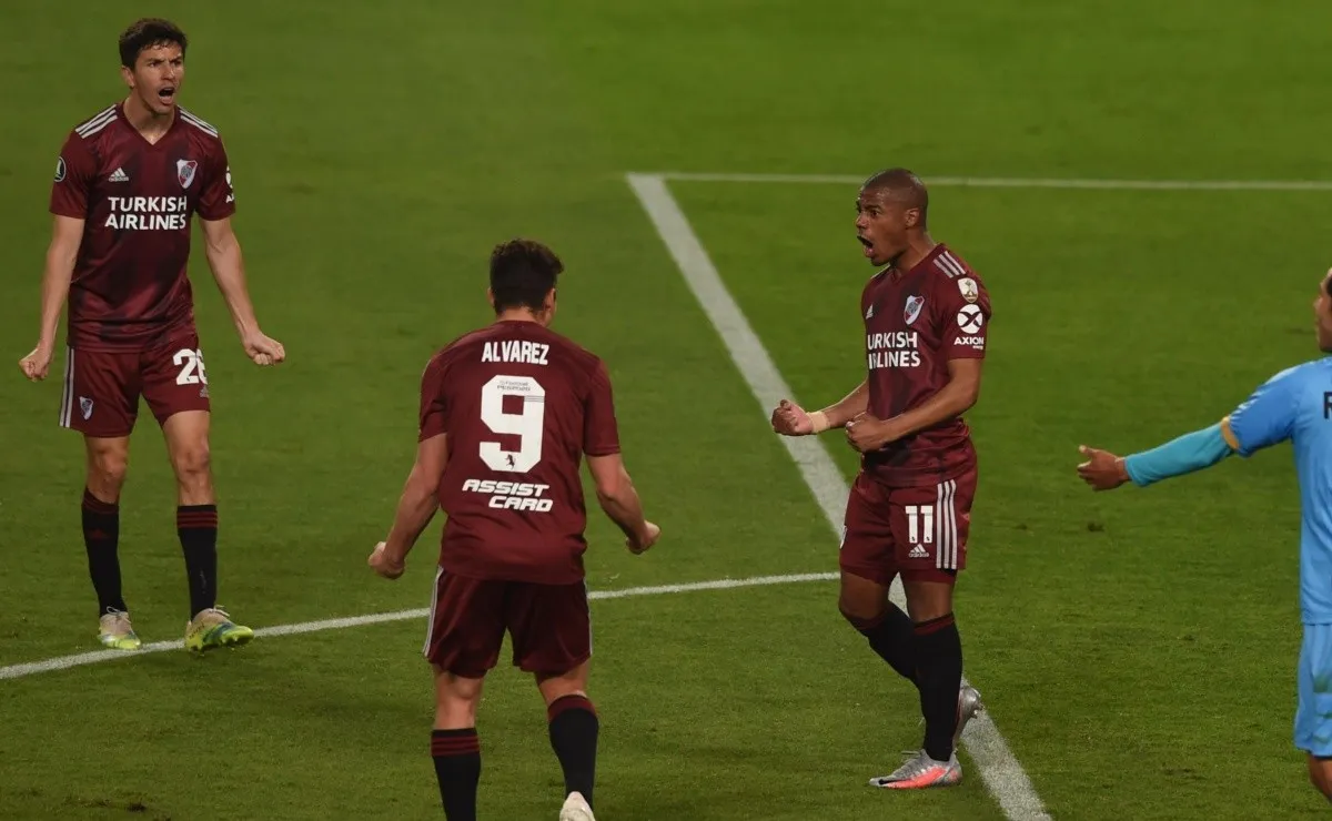 El uruguayo marcó el 1-0 frente a Deportivo Binacional: lo gritó junto a Fernández y Álvarez.