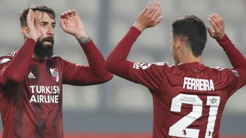 Lucas Pratto marcó dos goles en Perú