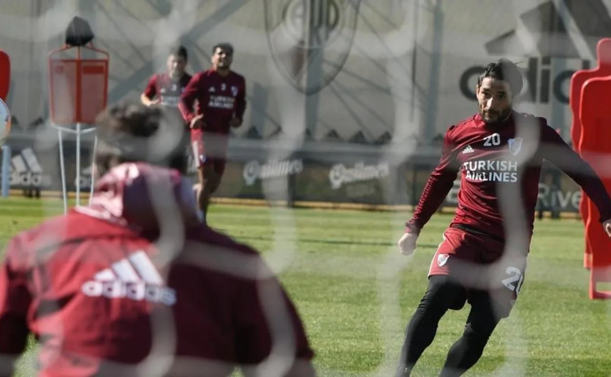 El lateral se reincorporará a los entrenamientos.