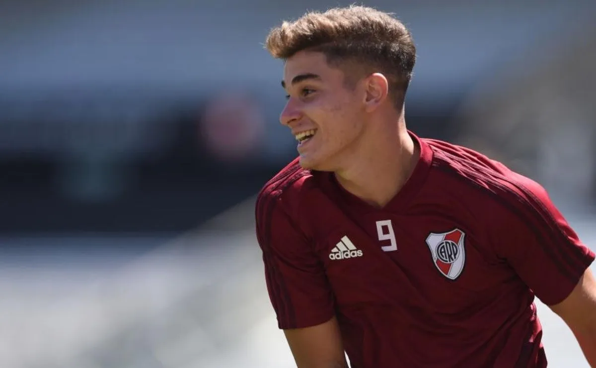Julián Álvarez disputó un torneo con la camiseta del Real Madrid