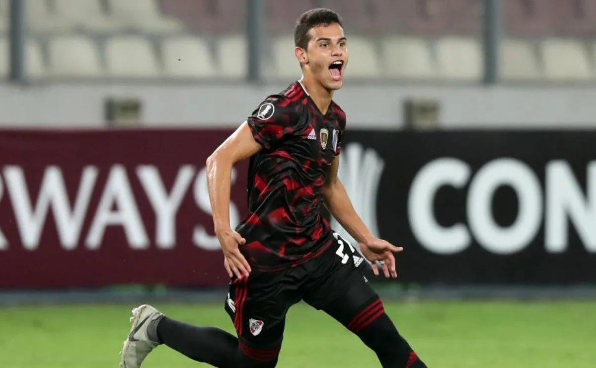 Cristian Ferreira festeja el gol del empate ante ALianza Lima en el 2019