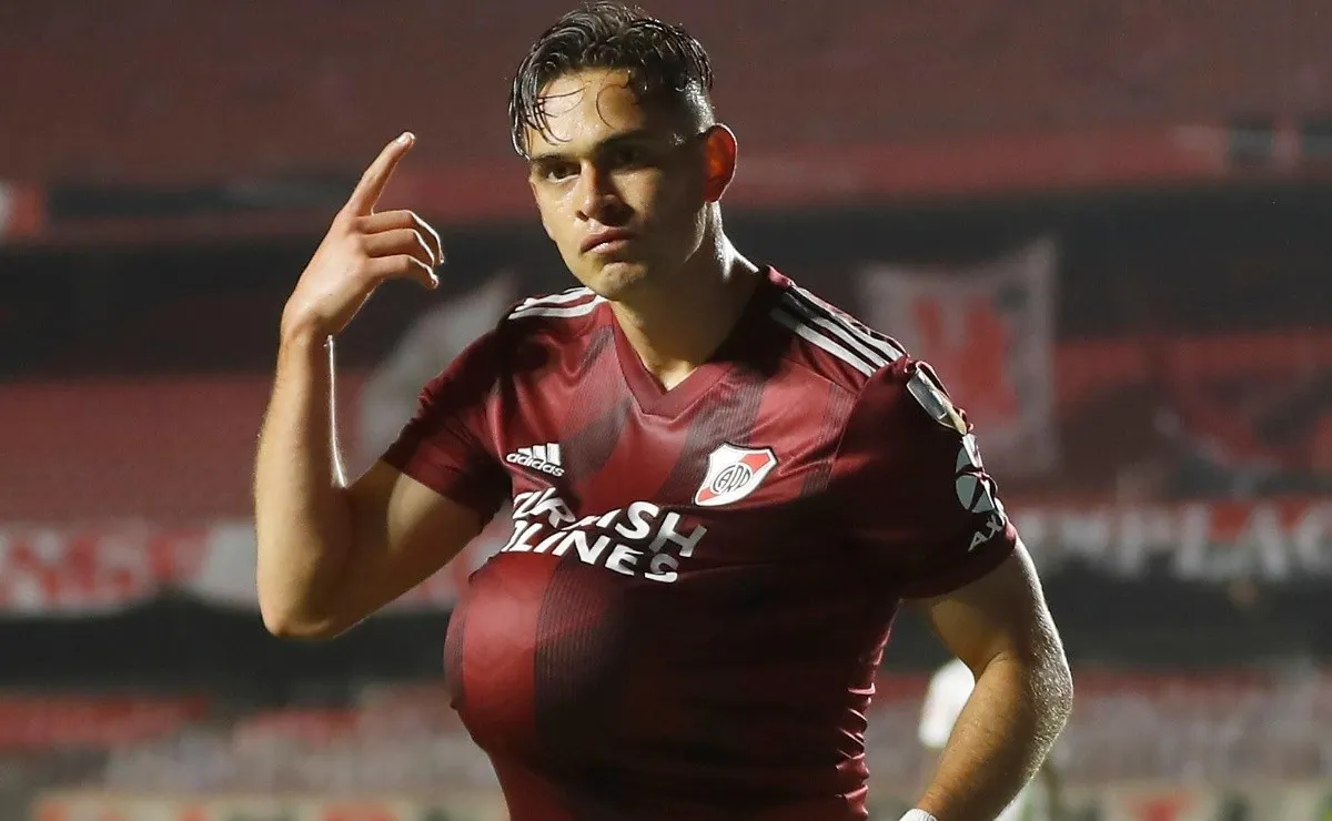Rafael Borré acumula 39 goles con la camiseta de River