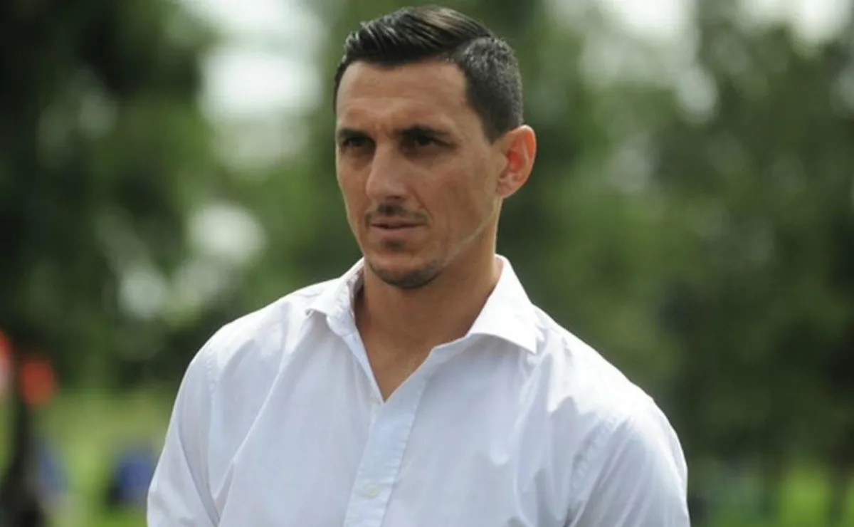 Julián Álvarez y Cristian Ferreira fueron recomendados por Nicolás Burdisso