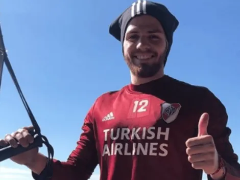 El arquero de River con coronavirus se mostró trabajando en su departamento