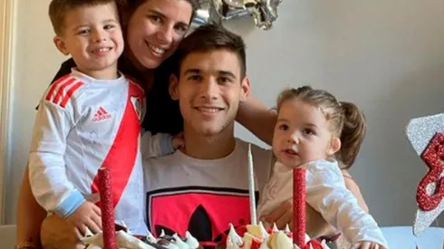El defensor y su familia durante el festejo de su último cumpleaños durante la cuarentena.