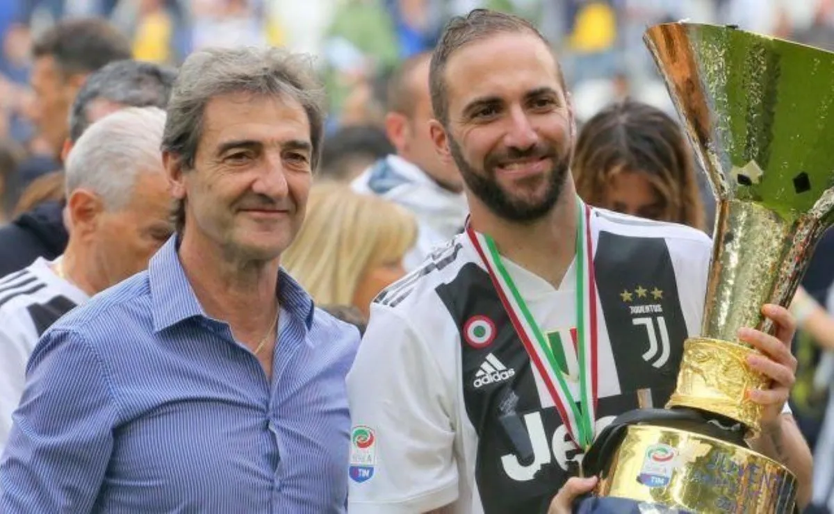 Jorge Higuaín, acompañando a Gonzalo luego de ganar un Scudetto -título de la Serie A- con Juventus.