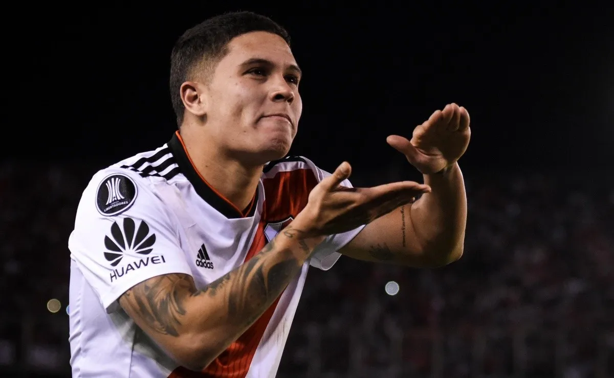 Juanfer está cómodo en River y lo demuestra en las redes sociales.