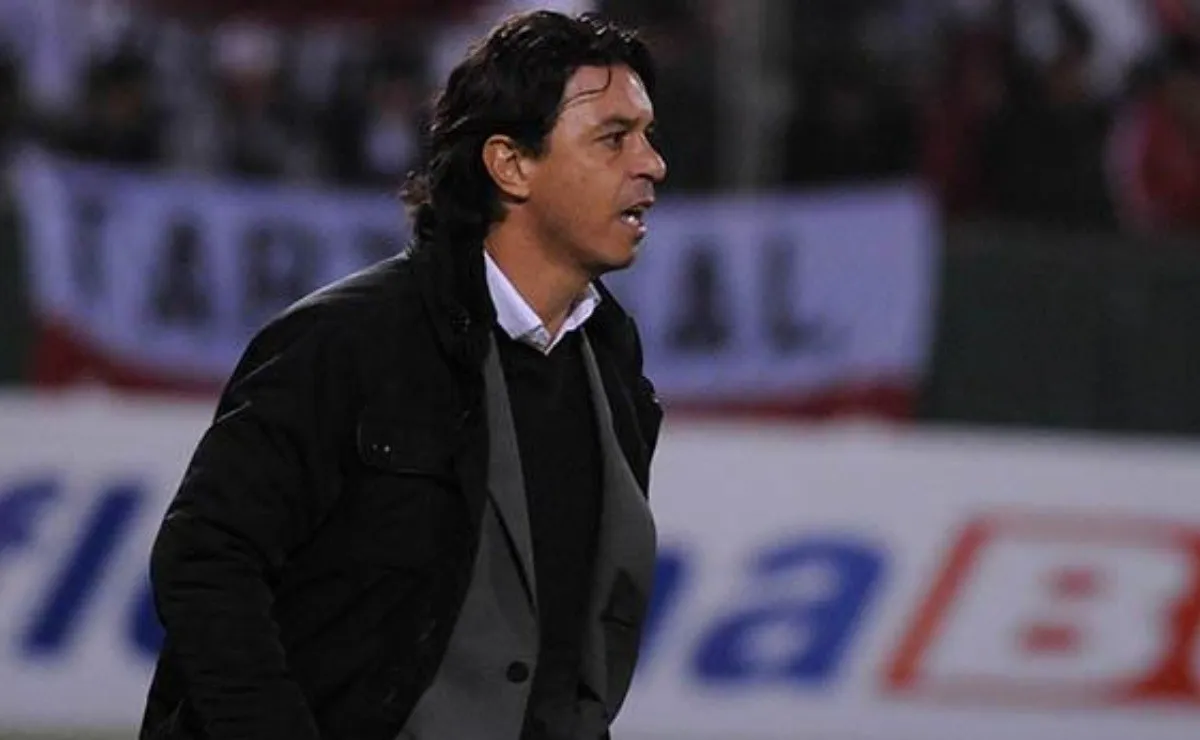 Salta fue la provincia que albergó el primer partido oficial del Muñeco como DT