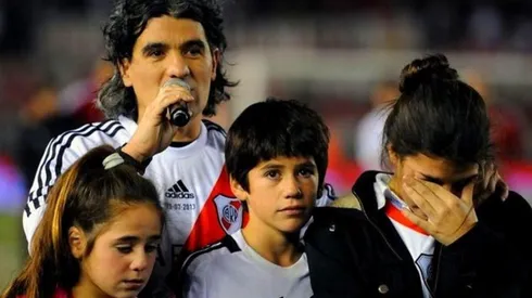 El momento de emoción máxima para el Burrito y sus tres hijos en la despedida