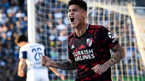 El volante era el único extranjero del plantel que todavía estaba en Argentina.