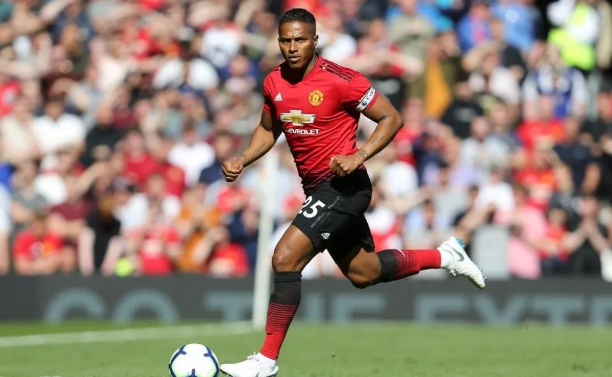 Valencia disputó 10 temporadas en la Premier League, y consiguió 9 títulos en Inglaterra