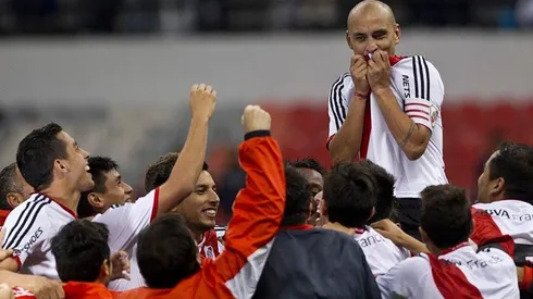 El Lobo fue llevado en andas en el que fue su último partido con la camiseta de River