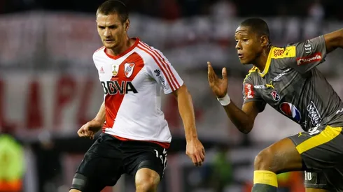 Arzura tiene 26 años y nació en Campana, provincia de Buenos Aires.