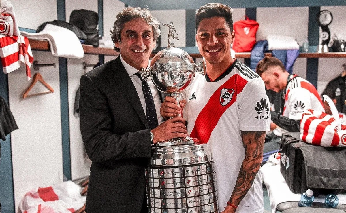 Los Enzos en el vestuario del Bernabéu, con la Libertadores.