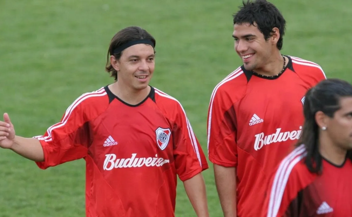 Gallardo y Falcao compartieron plantel en el año 2005 y 2006.