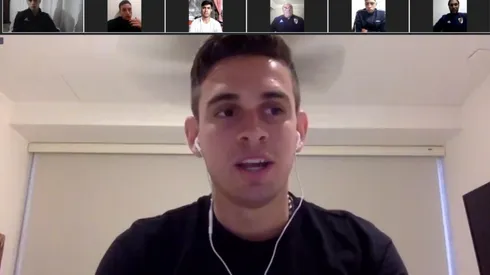 La segunda clase fue dada por el delantero colombiano para 70 personas.