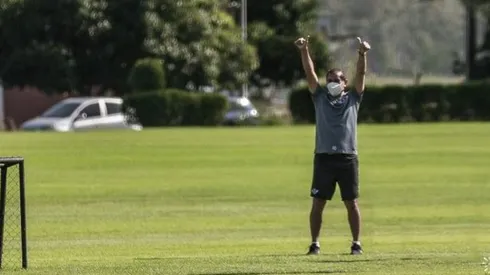El Pelado, durante el entrenamiento de esta mañana, en Asunción.