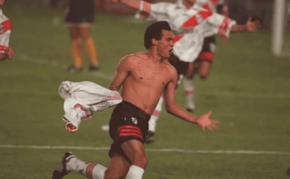 Ayala y su momento sagrado con la camiseta de River: el 3-3 a Boca en el Monumental.