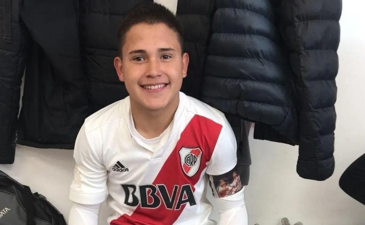 Encinas nació en Tigre y aún no pudo debutar en la Séptima División