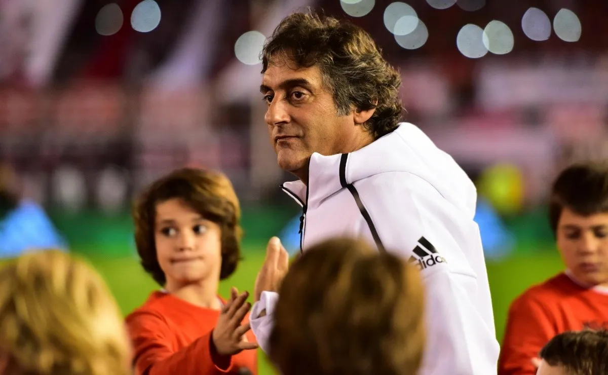 El uruguayo contó que en cuarentena ayuda a su pareja, que es escultora.